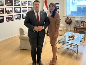Dr. Gabriel Oliveira pede apoio ao Consulado Paraguaio em caso de violência doméstica