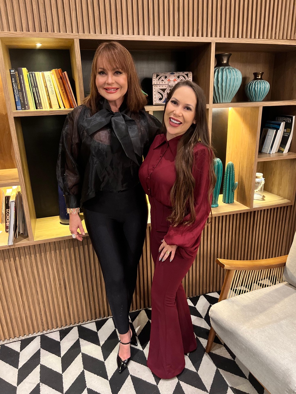 Encontro de Divas em Fortaleza: Amanda Morozoff e Gabriela Spanic firmam parceria surpreendente
