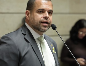 Vereador Poubel lança novo apelido para Lula ao fazer defesa veemente de Bolsonaro