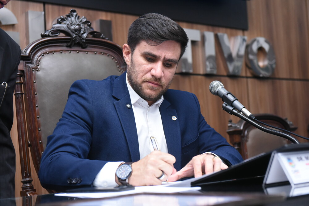 Câmara de Nova Iguaçu aprova projetos para proteção de crianças, mulheres, idosos e pessoas com deficiência – Dr. Márcio Guerreiro
