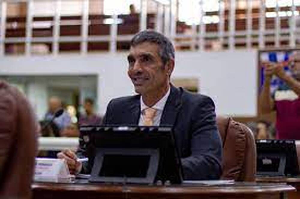 Ong Carioca é reconhecida como de Utilidade Pública em projeto do vereador Márcio Fonseca