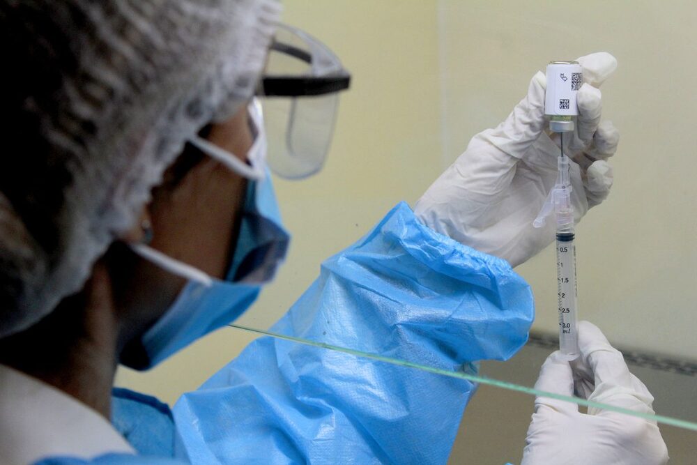 Hospital Geral de Nova Iguaçu avança em estudo internacional com injeção que previne o HIV