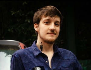 Thomas Malherbe faz show de lançamento do álbum  'Garoto Tímido', na Muda Catete