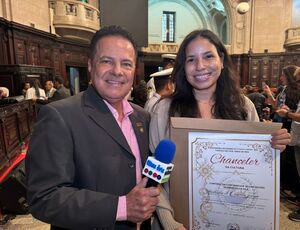 Natália Souza recebe título de Chanceler da Cultura em solenidade dos 32 anos da AILA na ALERJ