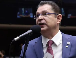 Anistia de Sóstenes escancara impasse no Congresso e confronta articulação de Alcolumbre
