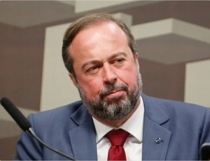 Silveira defende replanejamento do programa nuclear para fins de defesa