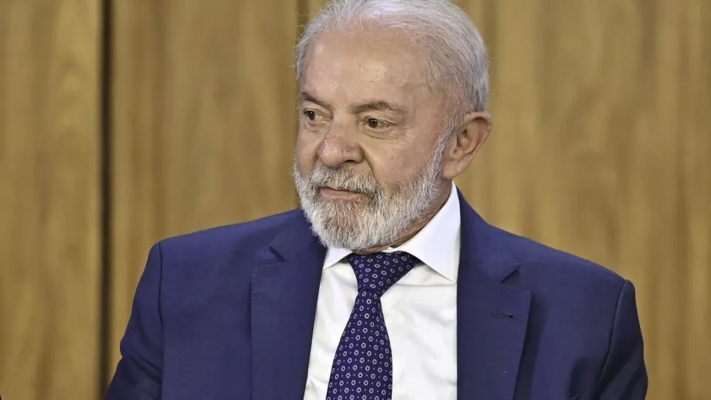 Lula rebate pedido de anistia de Bolsonaro: 'Quem pede perdão antes do julgamento sabe que é culpado'