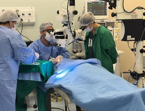  Instituto Estadual de Olhos realiza milésima cirurgia de catarata em idosa