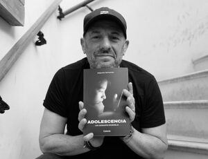 Psicólogo argentino Alejandro Schujman lança o livro “Adolescência: um desafio possível” pela Catapulta Editores