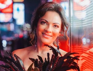 Jaqueline Chaves conquista reconhecimento em premiação no Hard Rock Café New York