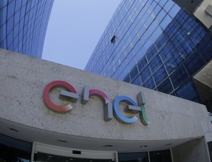 Justiça pode barrar renovação da concessão Enel: Concessionária lidera ranking de reclamações no RJ