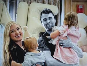 À Esquerda Mata: A Vida, a Luta e a  Morte de Charlie Kirk
