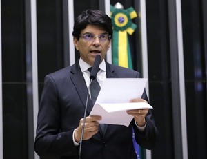 Sem vergonha, Câmara aprova 'PEC da Blindagem' que institucionaliza impunidade parlamentar