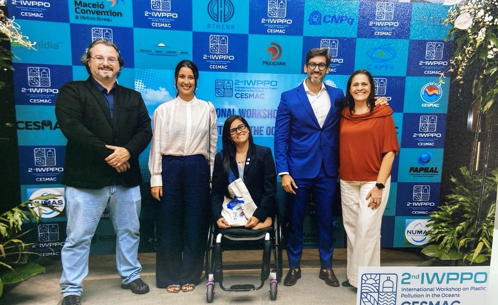 Poluição plástica nos oceanos é tema de encontro internacional em Maceió