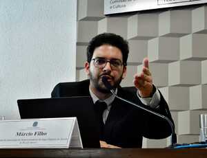 Associação de Criadores participa de debate sobre uso de IA generativa no ensino de jogos digitais 