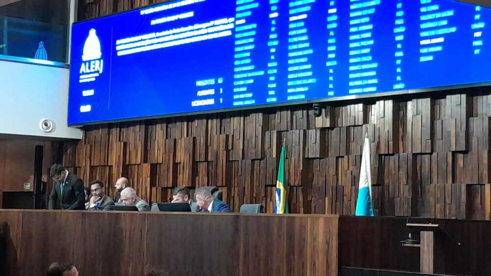Alerj aprova o reajuste salarial para auditores da Controladoria