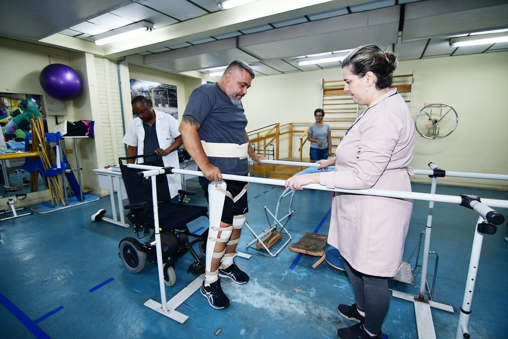 Centro de Acolhimento ao Deficiente transforma vidas e ajuda na reabilitação física de pacientes em Nova Iguaçu