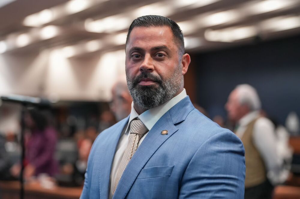 'Estamos nesta Casa para dar continuidade ao trabalho da família Martins', declara deputado em sua estreia na Alerj