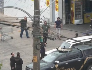 Fábricas de bebidas em SP, MG e SC são alvos de fiscalização da PF