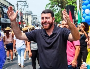 A importância de se ter um partido para chamar de seu? Renato Cozzolino emerge como nome estratégico para vice de Eduardo Paes