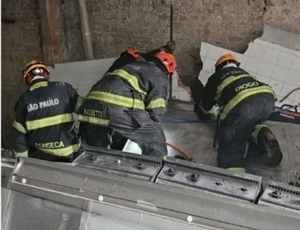 Desabamento em restaurante mata mulher e deixa sete feridos em São Paulo