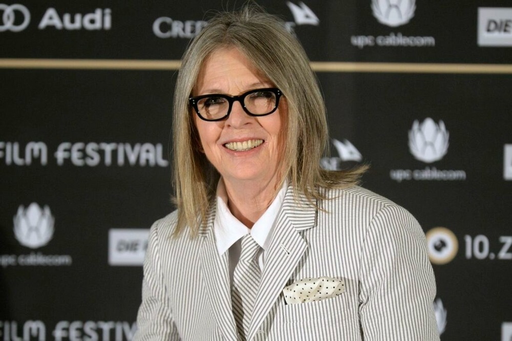 Morre Diane Keaton, atriz vencedora do Oscar, aos 79 anos