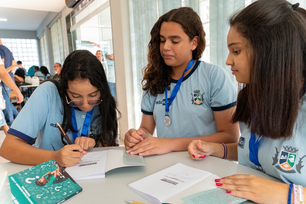 Rio das Ostras recebe Prêmio Literário do Ensino Fundamental