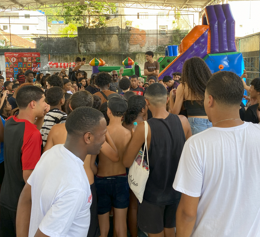 Festa do Dia das Crianças da Casa Favela animou a Favela Mata Machado com brincadeiras, cultura e solidariedade