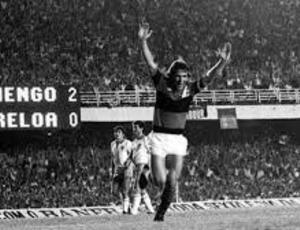 Maior artilheiro do Maracanã visita nesta terça-feira exposição histórica no Palácio Tiradentes