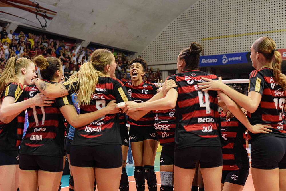 Sesc RJ Flamengo vence o Fluminense e é campeão carioca pela 20ª vez