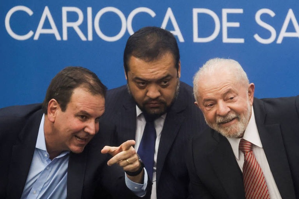 Castro mudo, Paes esperto: como o silêncio virou oportunidade de ouro