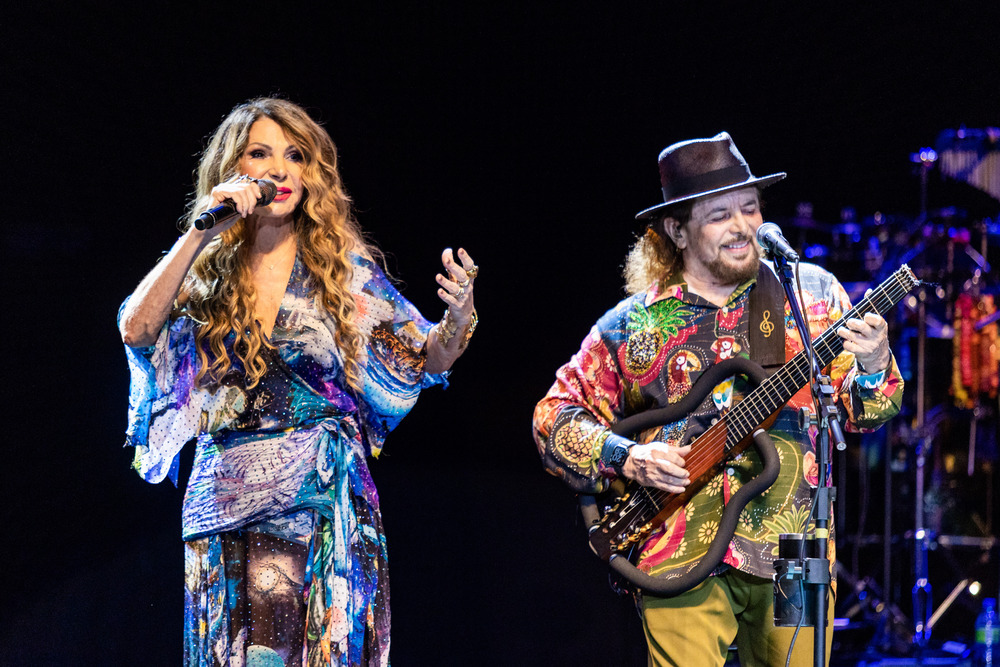 Elba Ramalho e Geraldo Azevedo se apresentam neste domingo (19) na Praia de São Francisco