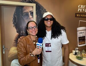 Vine Brown apresenta linha Enleva para cabelos crespos e cacheados na Professional Fair