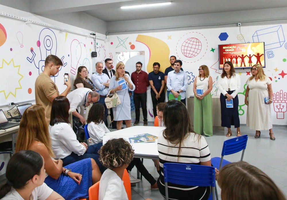 OAB-RJ e Prefeitura do Rio levam conhecimento sobre cidadania para alunos da rede pública