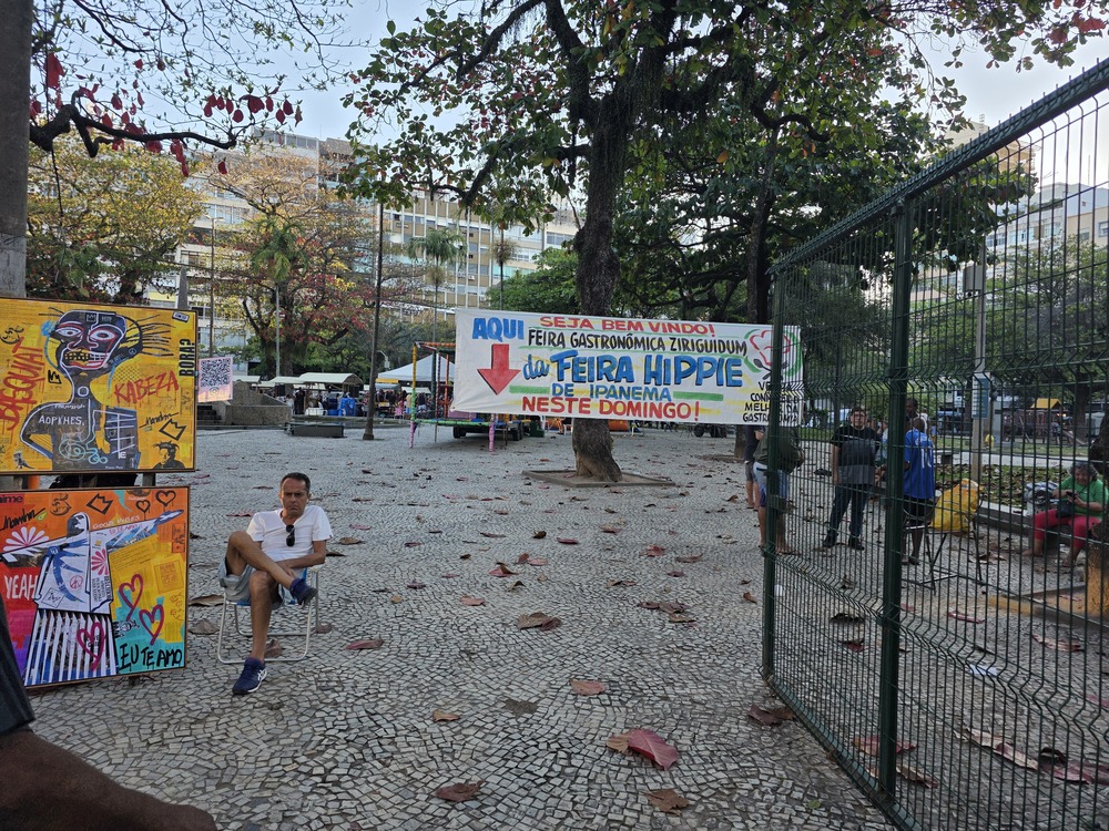 Feira Gastronômica Ziriguidum promove domingo de samba e boa comida na Feira Hippie de Ipanema
