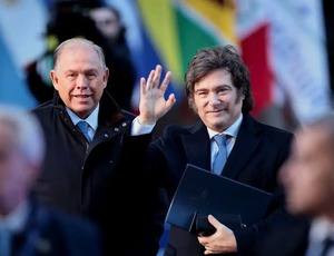 Partido de Milei vence eleições na Argentina com ampla maioria