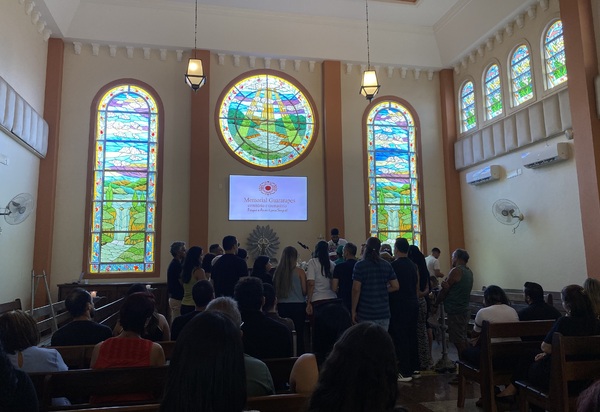Dougllas Fernanddo lamenta a perda da cantora Vanessa Rios e presta sua última homenagem