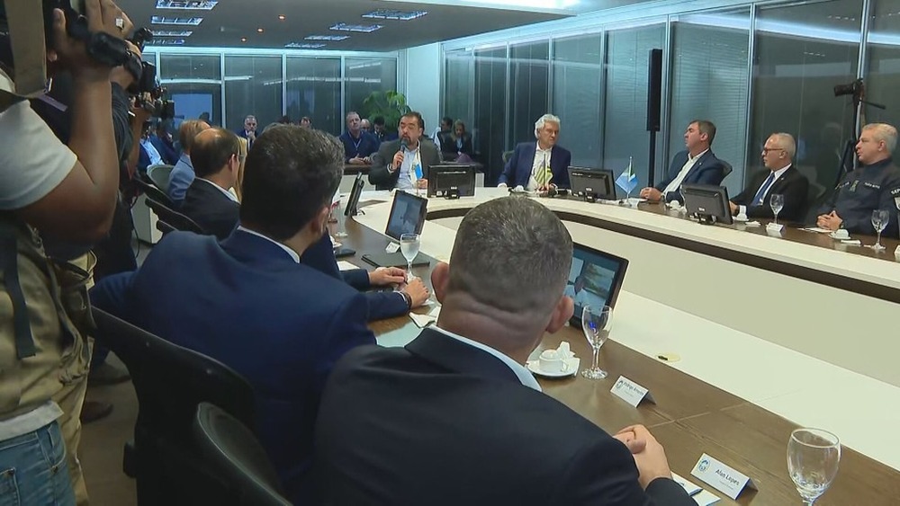 Governadores se unem em 'consórcio da paz' para enfrentar crime organizado no país