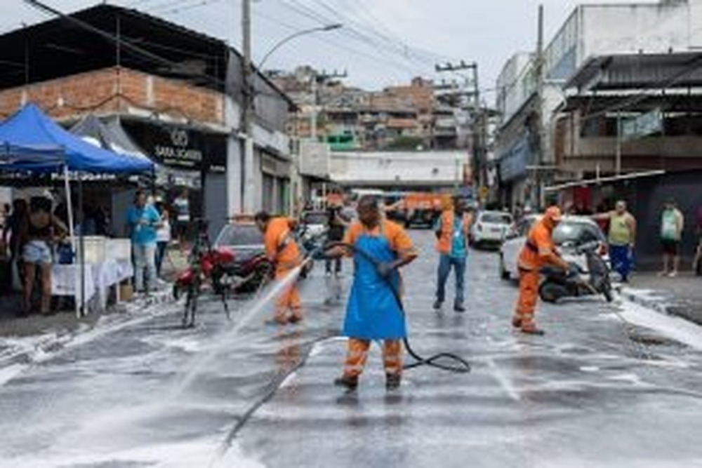 Megaoperação fracassa em capturar chefões mas Governador do Rio adota estratégia de Trump e 'narcoterrorismo' vira ferramenta eleitoral no Brasil
