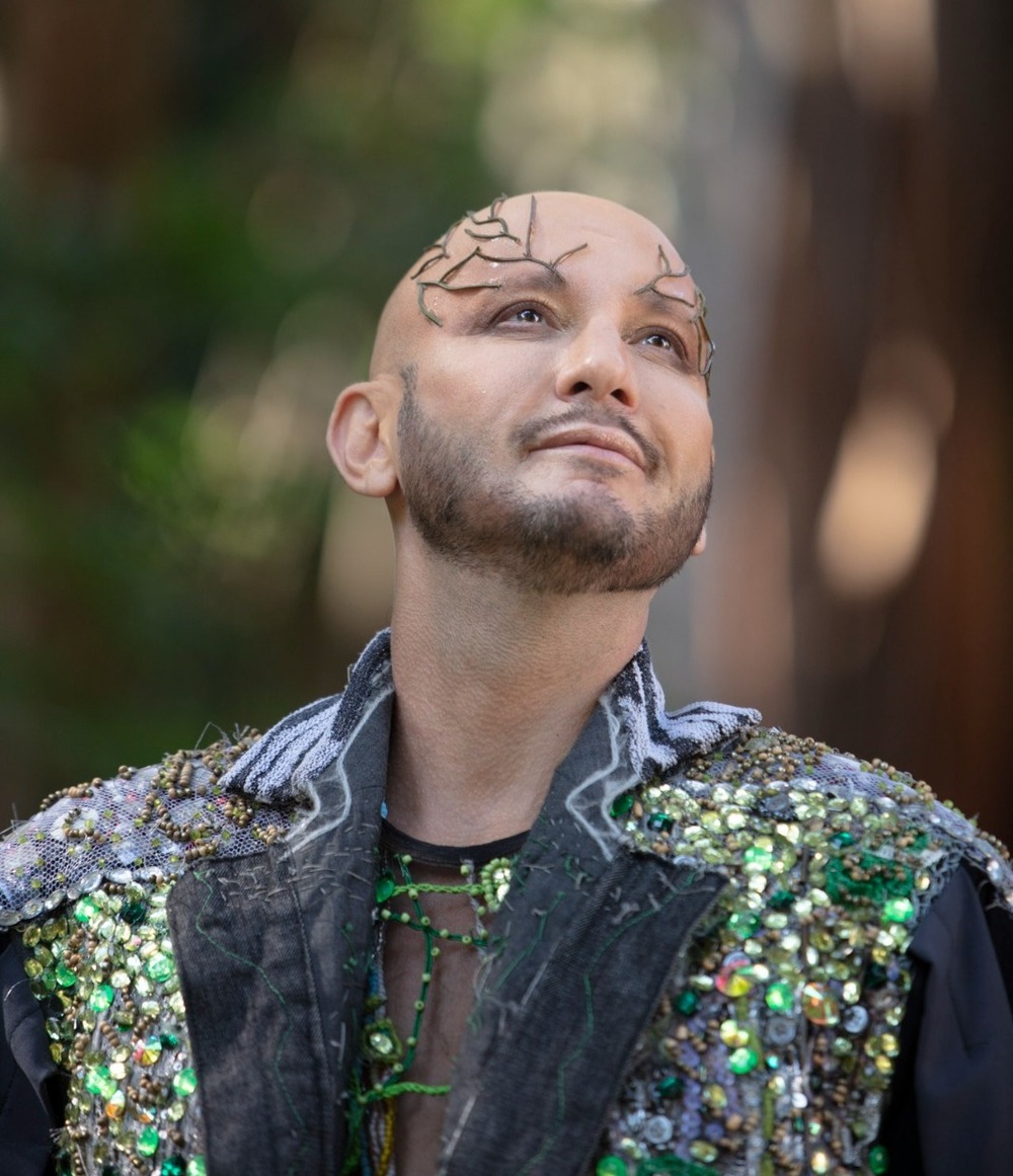 João Fênix celebra a maturidade artística com o show 'Mapa de Tempo' e lança o single 'Transverberar'