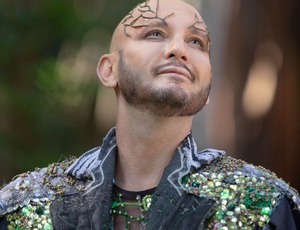 João Fênix celebra a maturidade artística com o show 'Mapa de Tempo' e lança o single 'Transverberar'