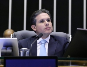 Motta aguarda novo parecer sobre projeto do combate ao crime organizado para definir votação