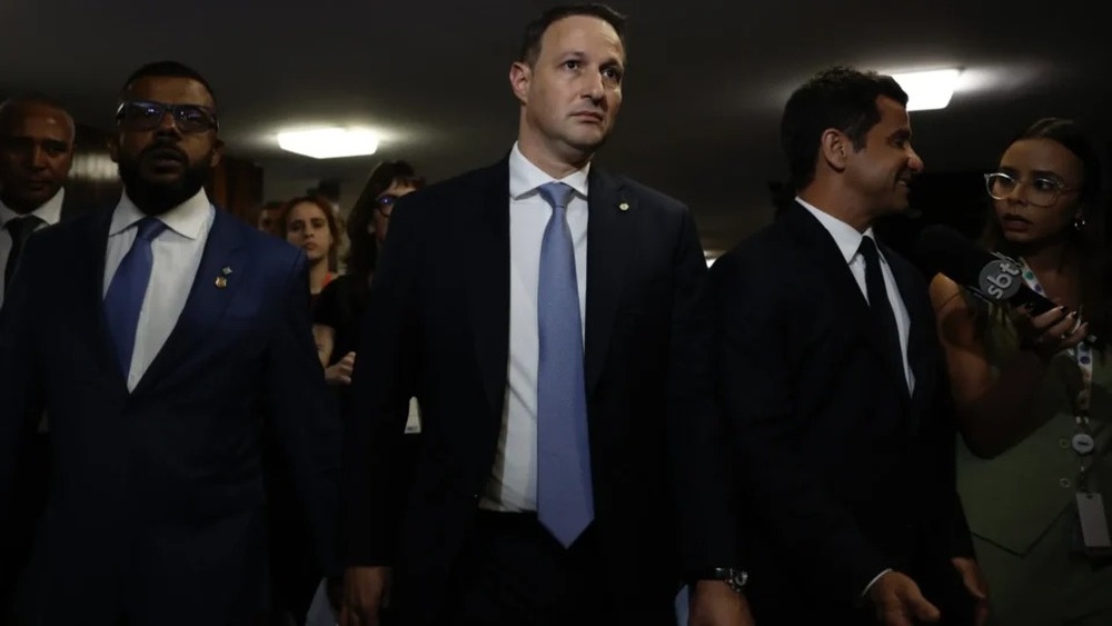 Em quarta versão do PL Antifacção, Derrite mantém impasse e segue incomodando governo