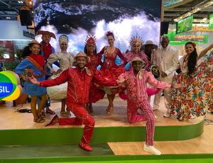 Ale Jansen leva energia brasileira ao World Travel Market London 2025