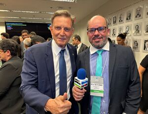 Deputado Marcelo Crivella: Autor do PL da Anistia critica penas de 27 anos e fala da PEC 5 de sua autoria que dispõe isenção fiscal para instituições religiosas