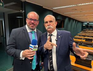 Sargento Fahur defende prisão perpétua na PEC 18 e quer equiparar facções ao terrorismo, aceitar intervenção estrangeira contra facções e elogia operação no Rio