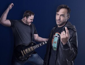King of Cups materializa o elemento Terra no novo single “Lighthouse”