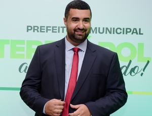 PREFEITOS SE REUNEM NO RIO PARA DEBATER CRISE FINANCEIRA DAS PREFEITURAS
