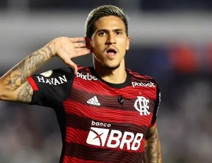 Pedro sente dores musculares e pode desfalcar o Flamengo na final da Copa Libertadores