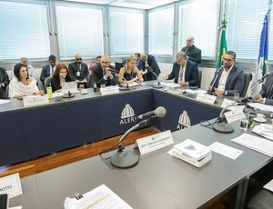 CCJ da Alerj quer Liquidação de tudo no Estado: A lista soma, agora, 75 endereços. Foram incluídos o Complexo do Maracanã, Aldeia Maracanã, Estádio Olímpico Nilton Santos, a Central do Brasil e a Rodoviária Novo Rio